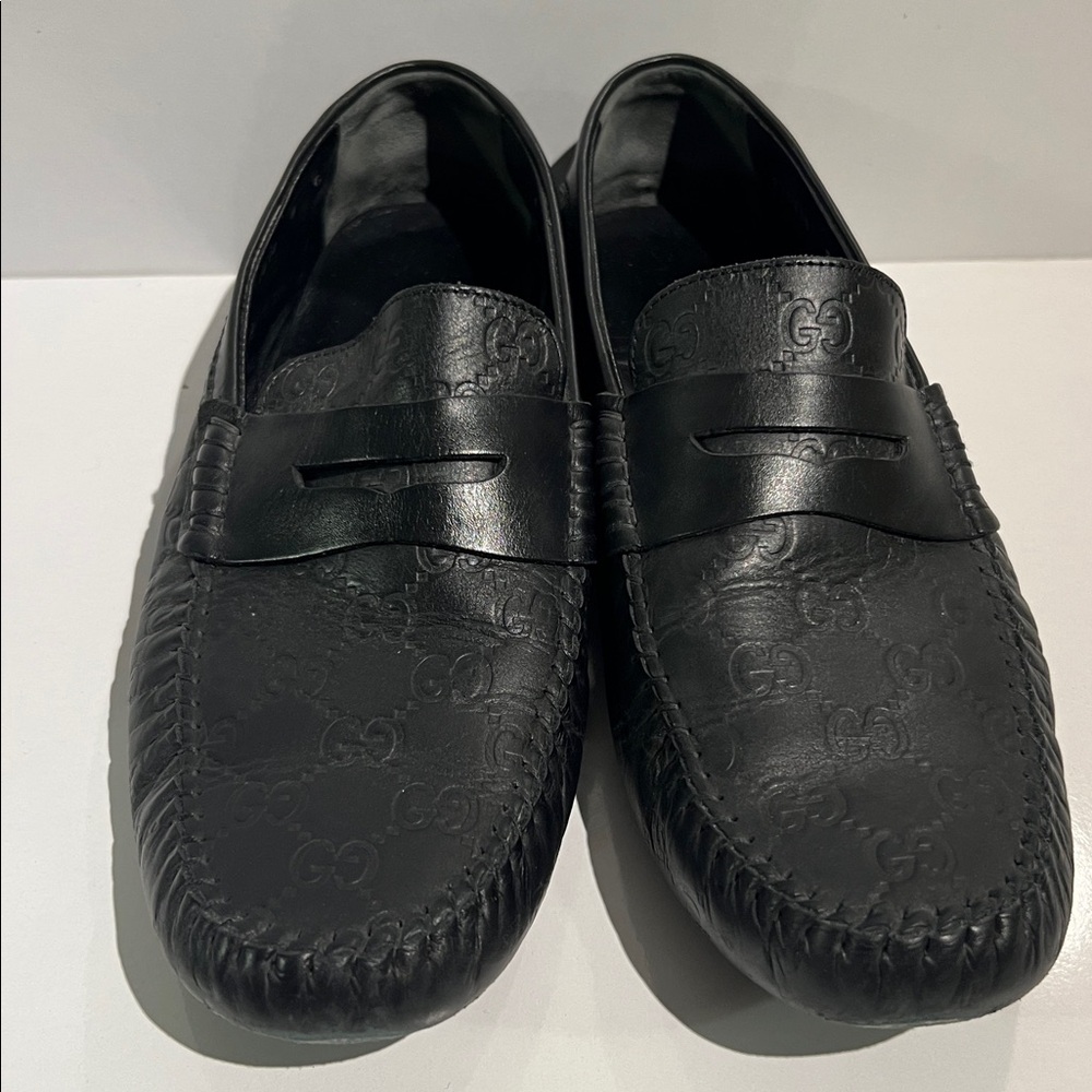 Gucci Black Embossed Leather Loafers - Picture 2 of 9